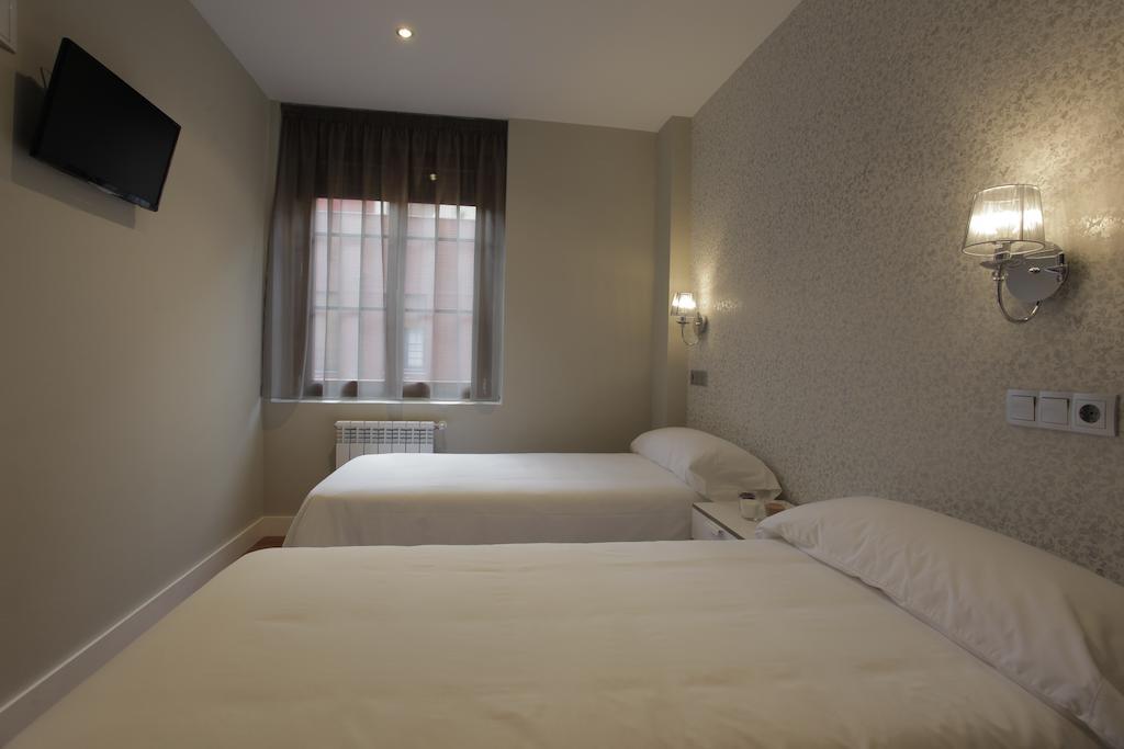 Hotel Rosal Oviedo Eksteriør bilde
